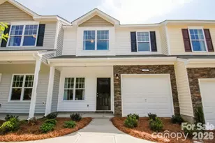 10383 Bunclody Dr, Charlotte, NC 28213 - Photo 1
