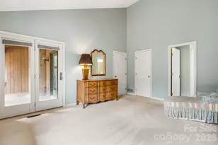 1104 Red Oak Dr, Hendersonville, NC 28791 - Photo 20