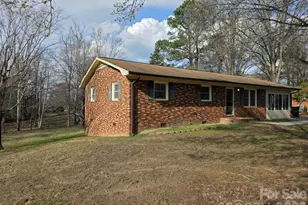 5285 E Holly Grove Rd, Thomasville, NC 27360 - Photo 8