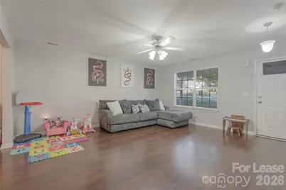 223 Stockbridge Drive, Spartanburg, SC 29301 - Photo 4