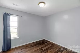 7015 Hunters Glen Dr, Charlotte, NC 28214 - Photo 16