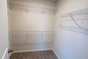 1070 Plumcrest Dr, Charlotte, NC 28216 - Photo 12