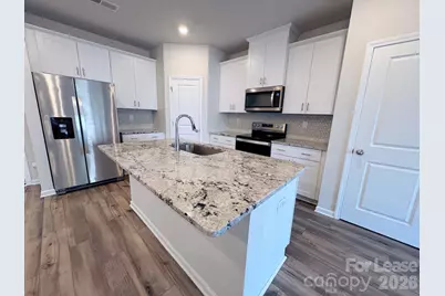 1070 Plumcrest Drive, Charlotte, NC 28216 - Photo 2