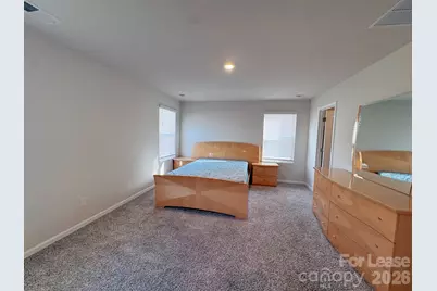 1070 Plumcrest Drive, Charlotte, NC 28216 - Photo 8