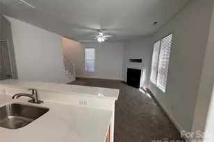 1701 Wilburn Park Ln, Charlotte, NC 28269 - Photo 8