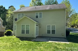 1701 Wilburn Park Ln, Charlotte, NC 28269 - Photo 38