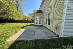 1701 Wilburn Park Ln, Charlotte, NC 28269 - Photo 36