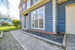 4001 Brookforest Ln, Indian Trail, NC 28079 - Photo 4