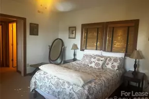 300 Creekside Wy, Burnsville, NC 28714 - Photo 18