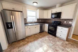 120 Sunset Ln, Bessemer City, NC 28016 - Photo 2