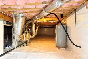 269 Green Meadows Dr, Taylorsville, NC 28681 - Photo 40