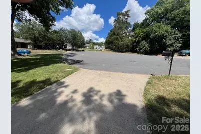 11005 Vista Haven Drive, Charlotte, NC 28226 - Photo 14