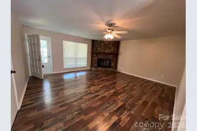 11005 Vista Haven Drive, Charlotte, NC 28226 - Photo 2