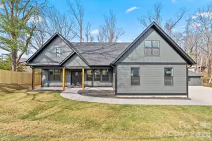 19 E Starnes Cove Rd, Asheville, NC 28806 - Photo 2