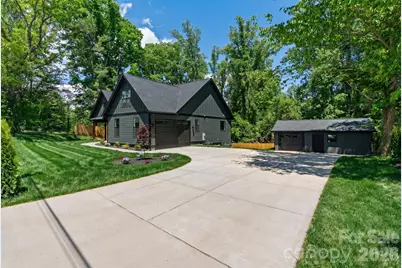 19 E Starnes Cove Road, Asheville, NC 28806 - Photo 2