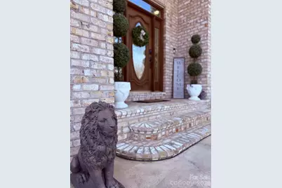 510 SE Stonecroft Court SE #32, Lenoir, NC 28645 - Photo 2