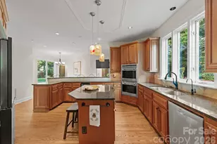 4501 Oglukian Rd, Charlotte, NC 28226 - Photo 14