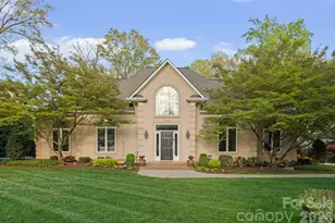 4501 Oglukian Rd, Charlotte, NC 28226 - Photo 2