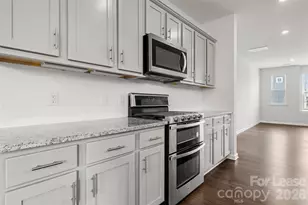 6985 Waterstone Dr, Sherrills Ford, NC 28673 - Photo 14