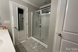 7422 Larwill Ln, Charlotte, NC 28216 - Photo 12