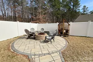 7422 Larwill Ln, Charlotte, NC 28216 - Photo 20