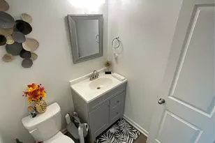 7422 Larwill Ln, Charlotte, NC 28216 - Photo 6