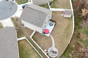 7422 Larwill Ln, Charlotte, NC 28216 - Photo 2