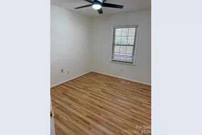 3840 Cherry Grove Drive, Hickory, NC 28602 - Photo 18