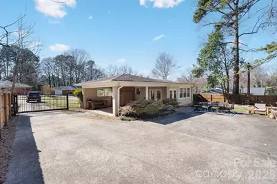 3318 Campbell Drive, Charlotte, NC 28205 - Photo 36
