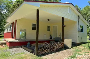 1574 Fred Watson Pl, Lenoir, NC 28645 - Photo 4