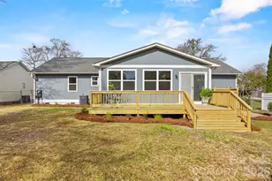 322 NE 57th Street NE, Oak Island, NC 28465 - Photo 38