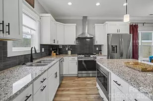 9 Crane St, Asheville, NC 28806 - Photo 16