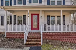 104 Deertrack Dr, Mount Holly, NC 28120 - Photo 4