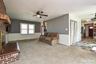 104 Deertrack Dr, Mount Holly, NC 28120 - Photo 10