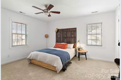 2024 Brandon Circle, Charlotte, NC 28211 - Photo 30