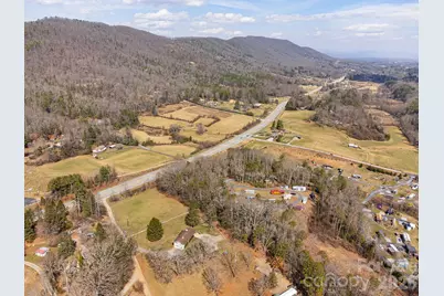 10581 Boylston Highway, Mills River, NC 28759 - Photo 28