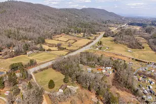 10581 Boylston Hwy, Mills River, NC 28759 - Photo 28