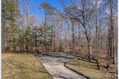 3975 Plantation Drive, Morganton, NC 28655 - Photo 10