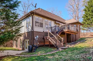 3975 Plantation Dr, Morganton, NC 28655 - Photo 12