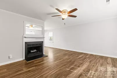 6041 Crape Myrtle Lane, Charlotte, NC 28216 - Photo 8