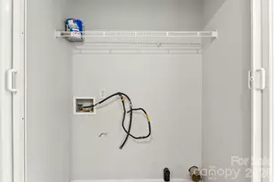 6041 Crape Myrtle Ln, Charlotte, NC 28216 - Photo 32