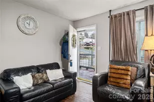 8 Linda Vista Dr, Asheville, NC 28806 - Photo 2