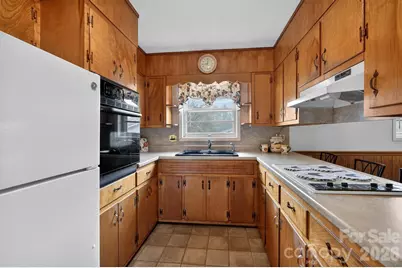 3424 Pinehurst Acres Road, Lenoir, NC 28645 - Photo 16