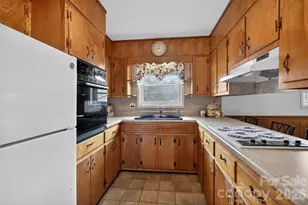 3424 Pinehurst Acres None, Lenoir, NC 28645 - Photo 16