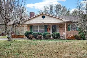 3424 Pinehurst Acres Rd, Lenoir, NC 28645 - Photo 1