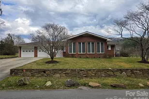 100 Chapel Rd, Black Mountain, NC 28711 - Photo 2