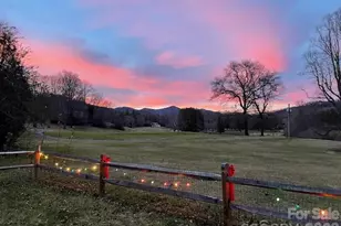 100 Chapel Rd, Black Mountain, NC 28711 - Photo 8