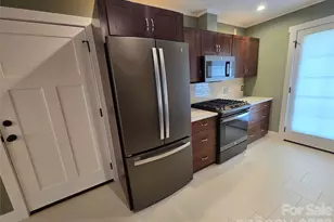 100 Chapel Rd, Black Mountain, NC 28711 - Photo 18