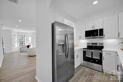 8131 Kings Creek Drive, Charlotte, NC 28273 - Photo 14