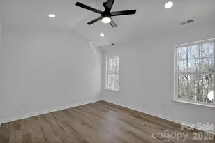 8131 Kings Creek Dr, Charlotte, NC 28273 - Photo 24